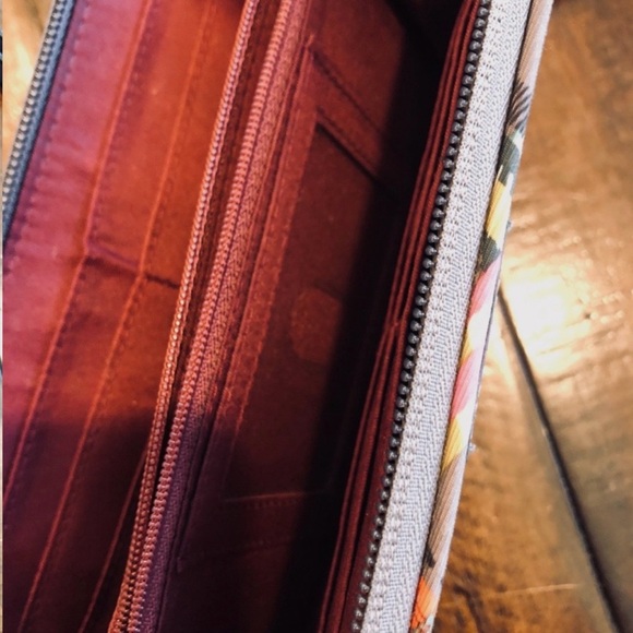 Vera Bradley Midtown City Plaid RFID zip around wallet wristlet - Picture 6 of 15